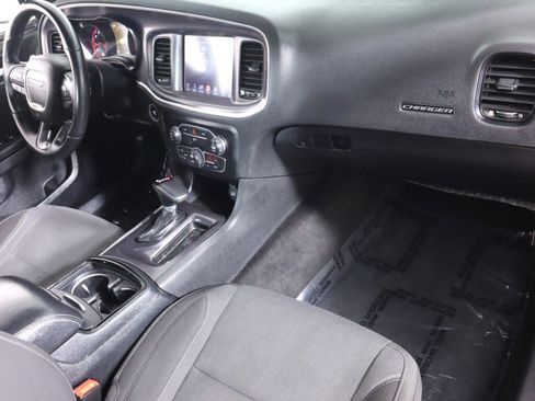 Used 2016 Dodge Charger R/T w/ Blacktop Package image 37