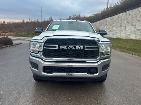 Used 2022 RAM 3500 Tradesman w/ Chrome Appearance Group image 14