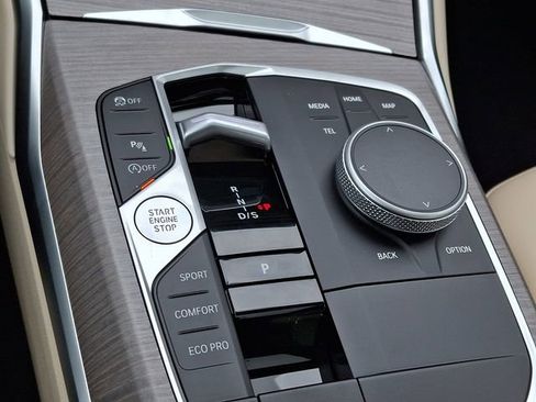 Certified 2025 BMW 330i xDrive Sedan w/ Premium Package image 16