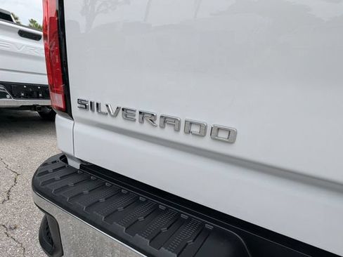Used 2026 Chevrolet Silverado 2500 LTZ w/ LTZ Convenience Package AWD/4WD image 9