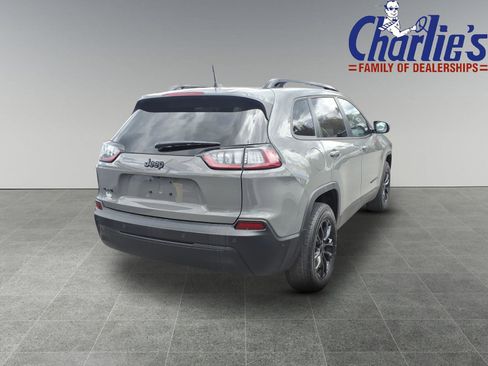 Used 2023 Jeep Cherokee Altitude Lux AWD/4WD image 4