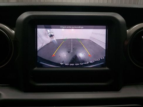 Used 2021 Jeep Wrangler Unlimited Sport image 23