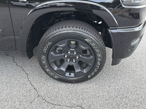 New 2026 RAM 1500 Big Horn AWD/4WD image 14