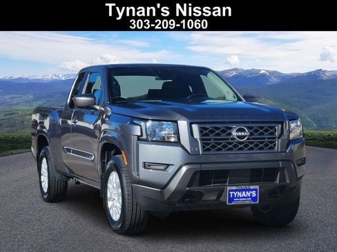 Used 2022 Nissan Frontier SV w/ Technology Package image 1