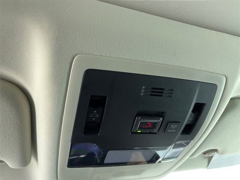 Used 2022 Lexus ES 350 w/ Premium Package image 33