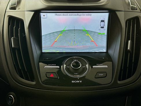 Used 2017 Ford Escape Titanium image 23