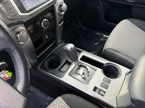 Used 2016 Toyota 4Runner SR5 image 14