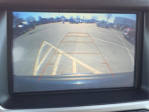 Used 2020 GMC Yukon SLT w/ Premium Edition image 16