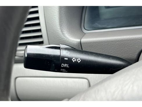 Used 2002 Toyota Camry LE image 27