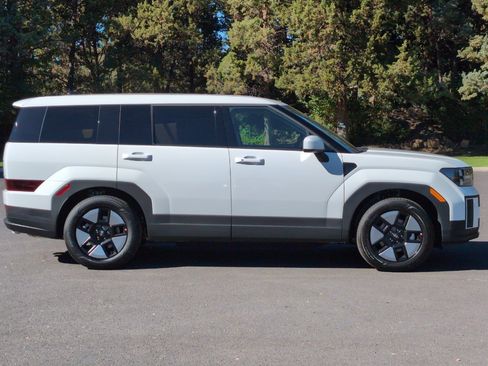 New 2026 Hyundai Santa Fe SE image 3