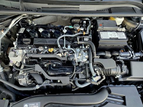 Certified 2025 Toyota Corolla SE image 24