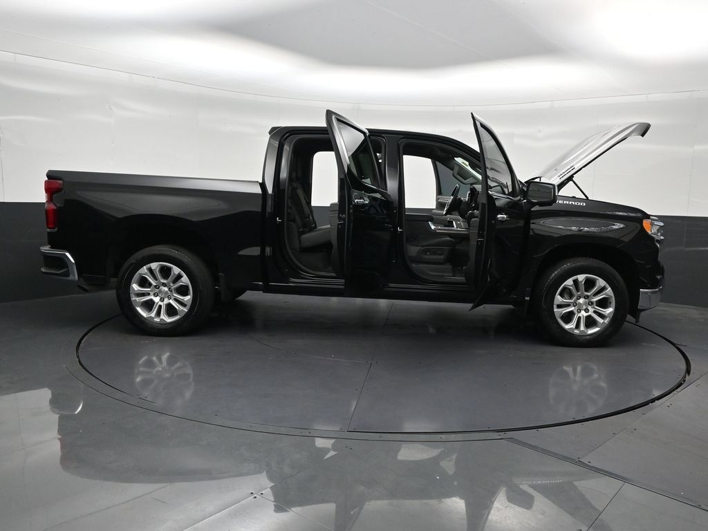 Used 2023 Chevrolet Silverado 1500 LTZ RWD image 34