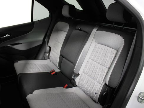 Used 2022 Chevrolet Equinox LT image 15