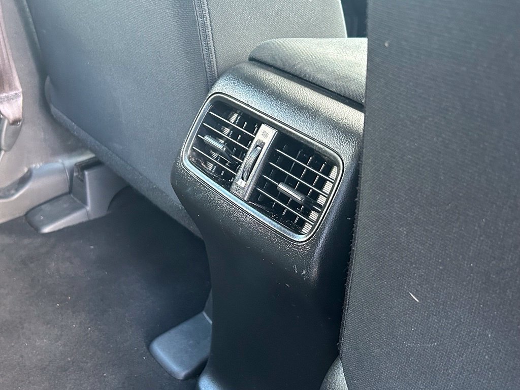 Used 2015 Honda CR-V LX image 31