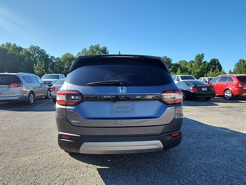Used 2024 Honda Pilot EX-L image 4