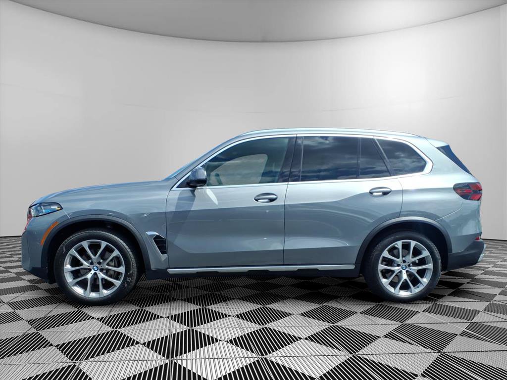 Used 2024 BMW X5 xDrive40i w/ Premium Package AWD/4WD image 24