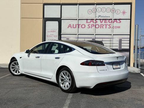 Used 2018 Tesla Model S 75D AWD/4WD image 9