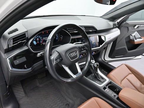 Used 2021 Audi Q3 2.0T Premium w/ Convenience Package AWD/4WD image 12
