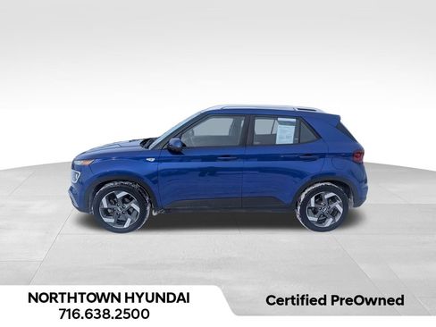 Certified 2023 Hyundai Venue Limited w/ Cargo Package image 3
