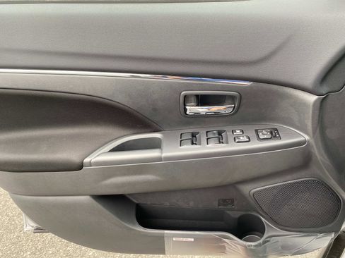 New 2025 Mitsubishi Outlander Sport LE image 12