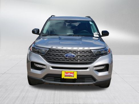 Used 2024 Ford Explorer XLT w/ Equipment Group 202A AWD/4WD image 2