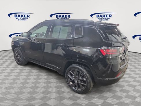 Used 2024 Jeep Compass Limited w/ High Altitude Package AWD/4WD image 7