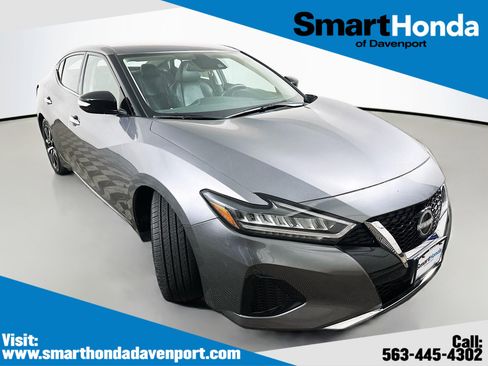 Used 2023 Nissan Maxima SV w/ Floor Mat Group FWD image 1