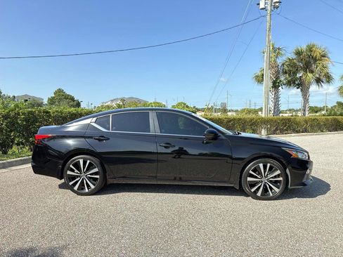 Used 2020 Nissan Altima 2.5 SR FWD image 5