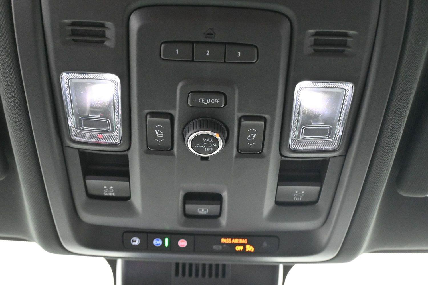 Used 2024 Chevrolet Tahoe RST w/ Luxury Package AWD/4WD image 31