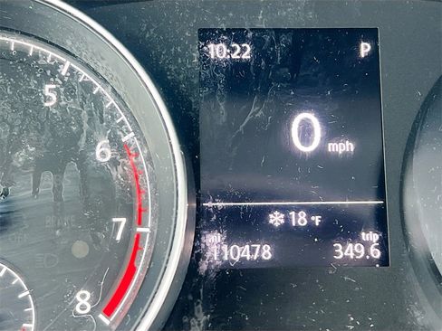 Used 2018 Volkswagen Golf Alltrack S image 14