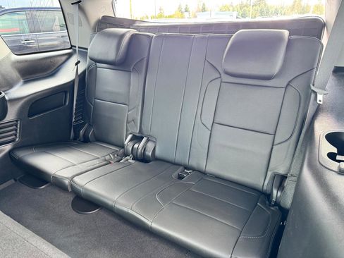 Used 2019 Chevrolet Tahoe LT image 16