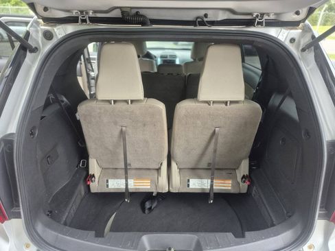 Used 2013 Ford Explorer XLT AWD/4WD image 18