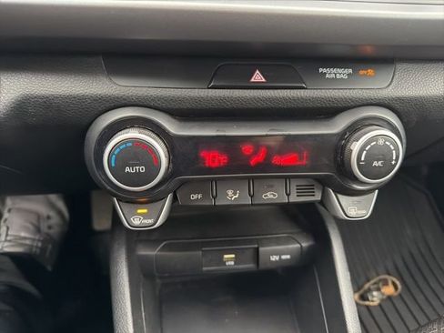Used 2021 Kia Rio S w/ Technology Package image 20