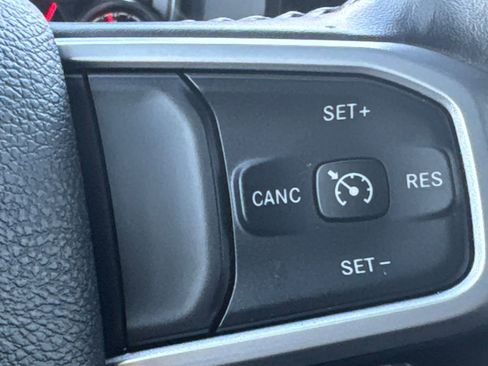 Used 2023 RAM 1500 Big Horn w/ Trailer Tow Group image 25