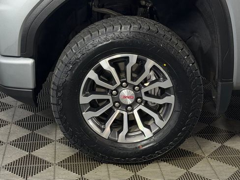 Used 2023 GMC Sierra 1500 AT4 w/ AT4 Premium Package image 12