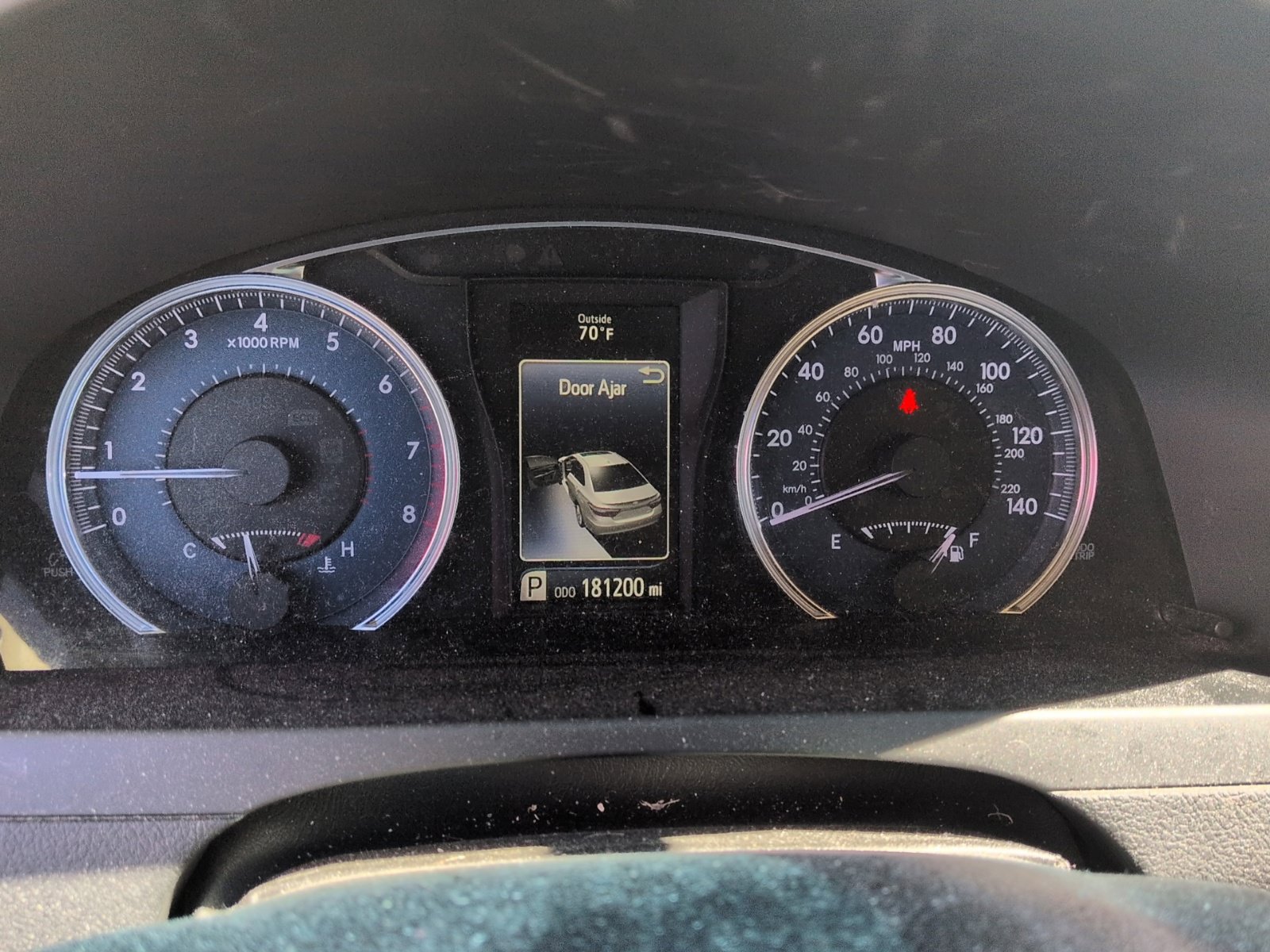 Used 2016 Toyota Camry LE FWD image 9
