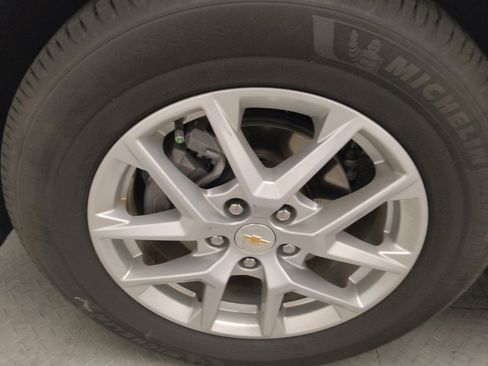 Used 2023 Chevrolet Equinox LT FWD image 31