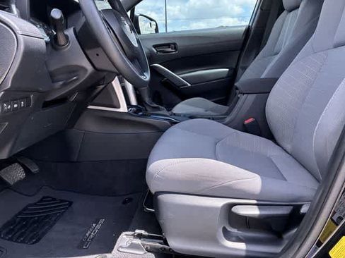 Used 2024 Toyota Corolla Cross AWD Hybrid image 18