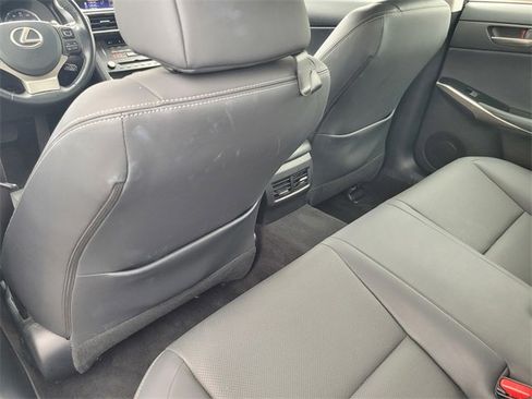 Used 2019 Lexus IS 300 image 14