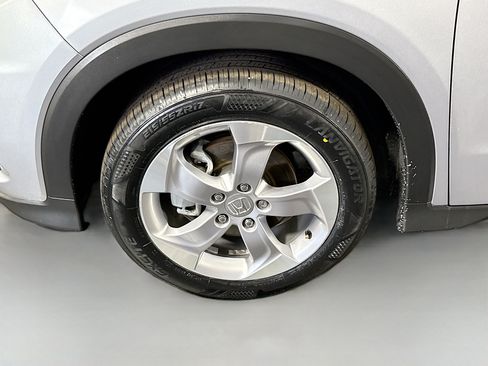 Used 2022 Honda HR-V LX image 37