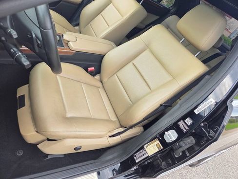 Used 2012 Mercedes-Benz E 350 BlueTEC Sedan image 32