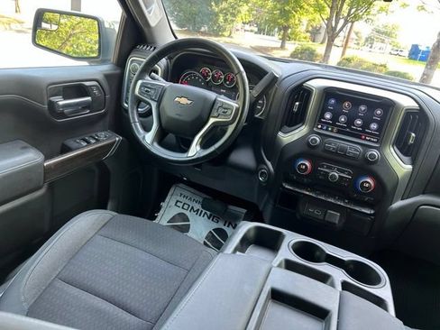 Used 2019 Chevrolet Silverado 1500 LT w/ All-Star Edition AWD/4WD image 27
