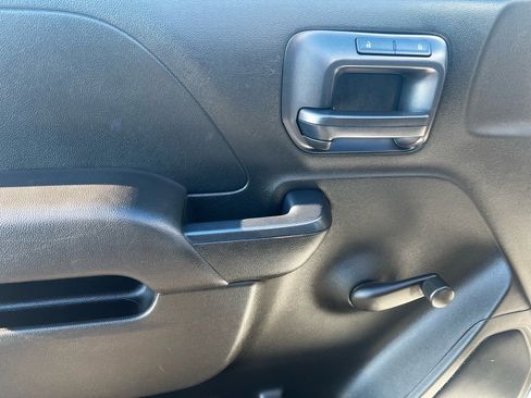 Used 2017 GMC Sierra 1500 4x4 Regular Cab image 13