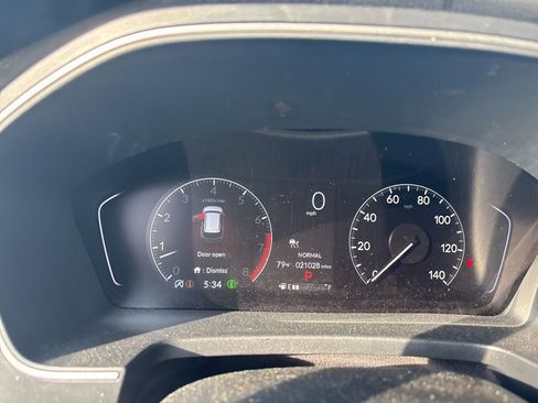 Used 2025 Honda Pilot EX-L image 13