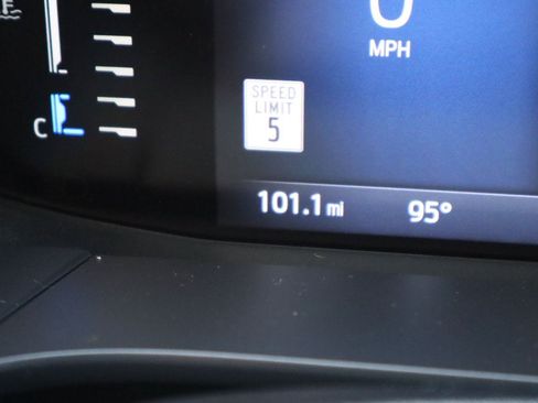 Used 2023 Ford Escape SE FWD image 10