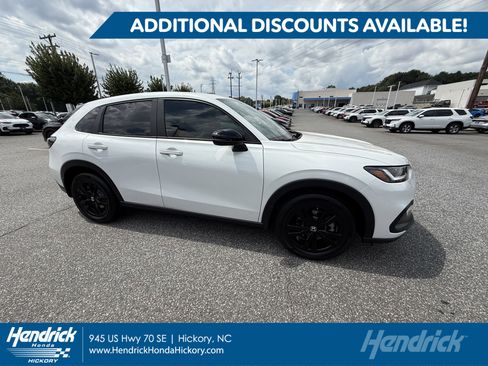 New 2026 Honda HR-V Sport image 1