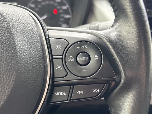 Used 2023 Toyota Corolla SE FWD image 18