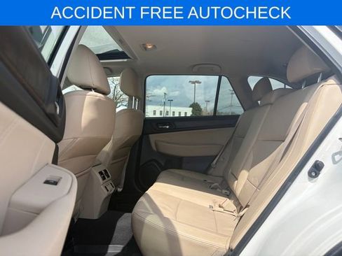 Used 2019 Subaru Outback 2.5i Limited image 4