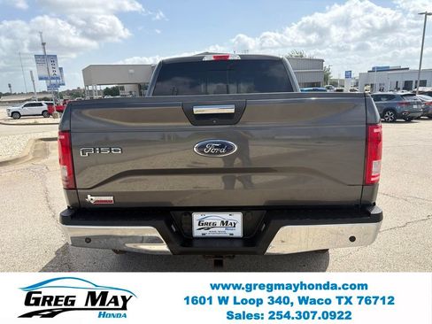 Used 2017 Ford F150 XLT w/ Equipment Group 302A Luxury RWD image 4