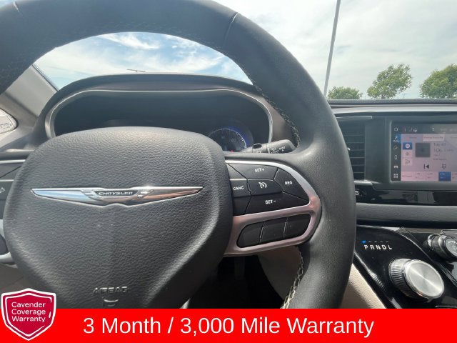 Used 2023 Chrysler Voyager LX FWD image 12